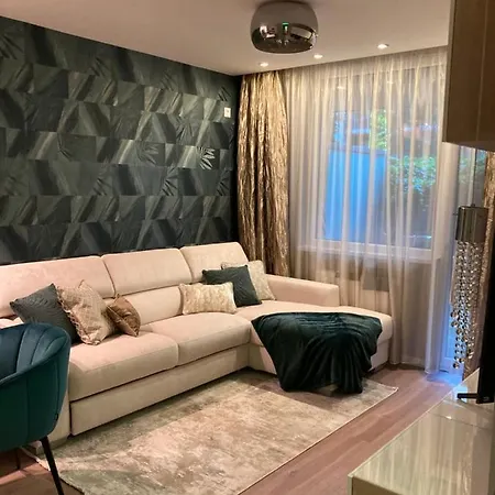 Апартаменты Corvin Luxury